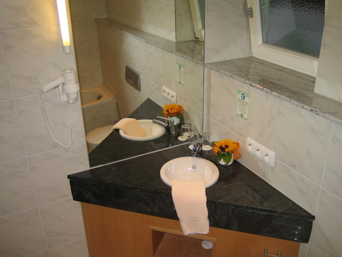 Hotel Wasserfall Garni Oberndorf am Neckar Extérieur photo
